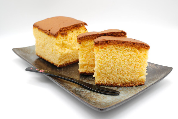 3つあるカステラ